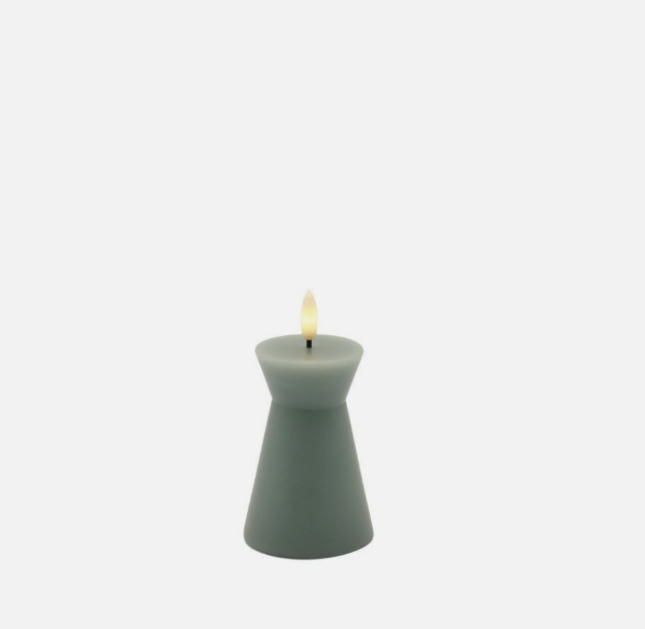 Sirius Sille Nordic Sculpture Sandy Green LED-kaars in Scandinavisch design met warm wit licht