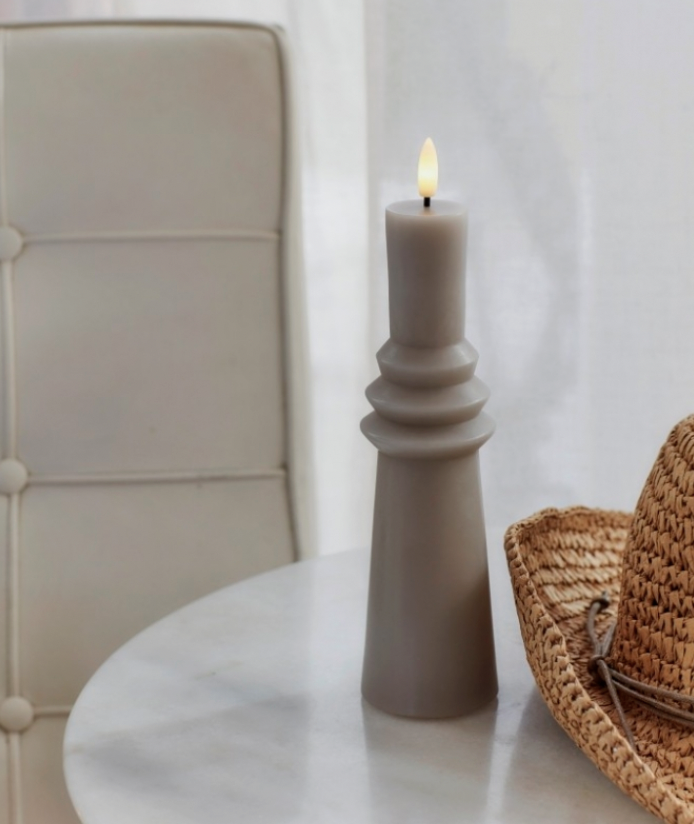 Sirius Sille geometrische LED-kaars in Scandinavisch design met warm wit licht (Ø6x22 cm)